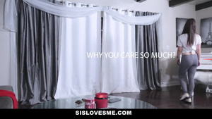 Брат кончает в рот сестре после перепихона